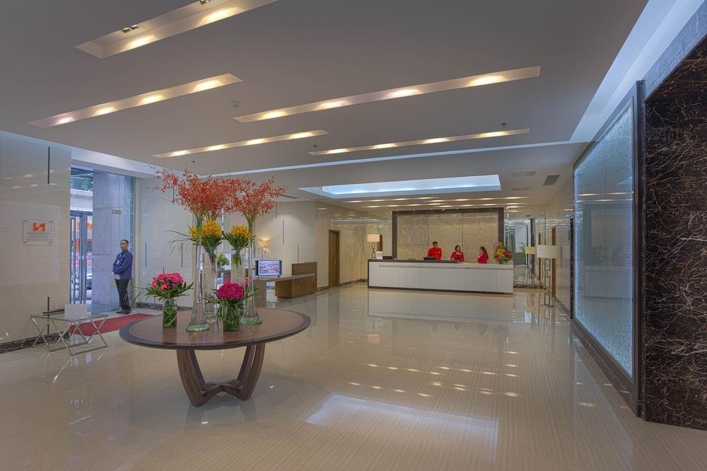 Valero Grand Suites By Swiss-Belhotel Макати Экстерьер фото
