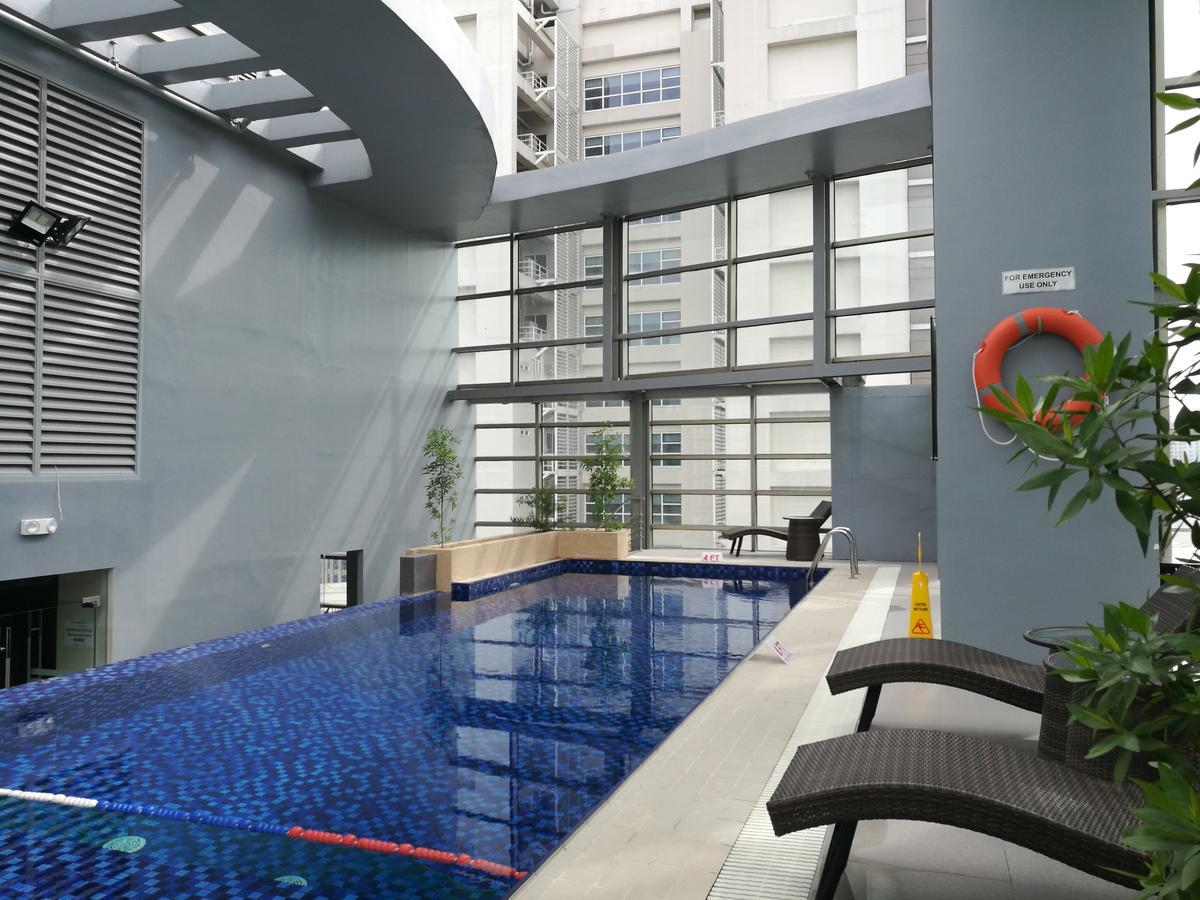 Valero Grand Suites By Swiss-Belhotel Макати Экстерьер фото