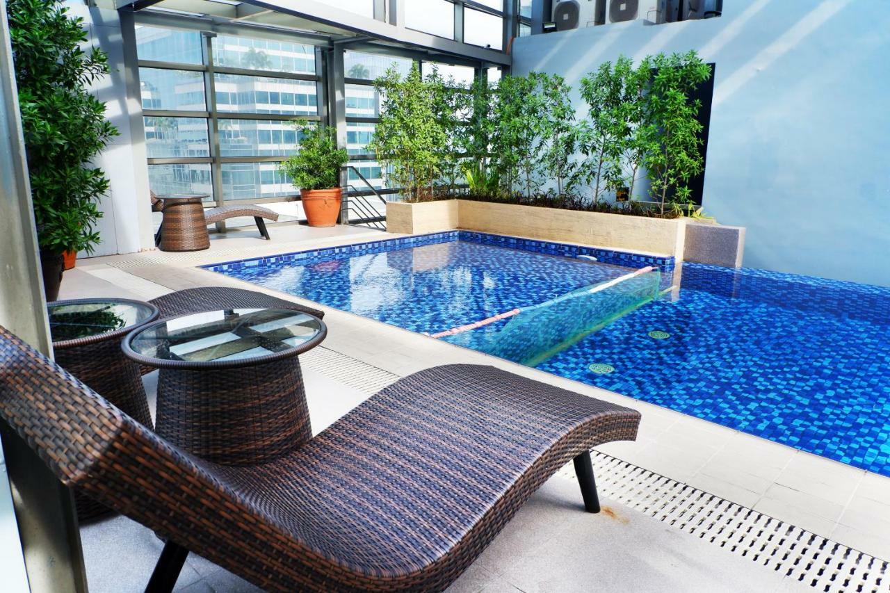 Valero Grand Suites By Swiss-Belhotel Макати Экстерьер фото